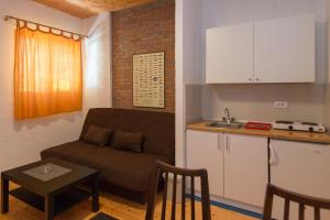 Kuchyň nebo kuchyňský kout v ubytování Apartmani LUKA Perućac