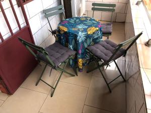 Gallery image of Grand Appartement à essos mobile in Yaoundé