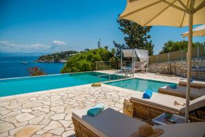 Galeriebild der Unterkunft Villa Terra del Nonno with Sea Views & Pool in Gaios