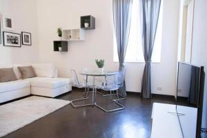 Posedenie v ubytovaní Navona Design Apartment Casa e Appartamento per Vacanze