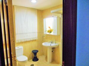 Ein Badezimmer in der Unterkunft Martin House & Granada
