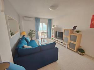 Televisyen dan/atau pusat hiburan di Panorama Apartment with Sea Views BY NAMASTE ELITE