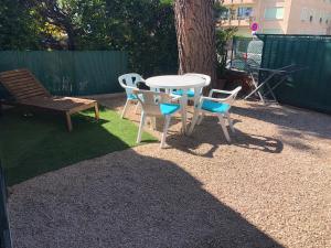Fotografia z galérie ubytovania Étoile de la plage Parking privé gratuit v destinácii La Ciotat
