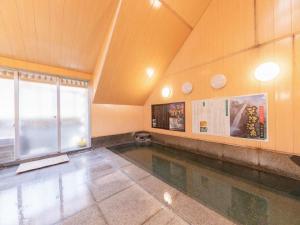 Bazén v ubytování LiVEMAX RESORT Kusatsu Onsen nebo v jeho okolí