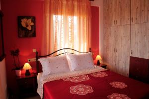 Postel nebo postele na pokoji v ubytování Alkionides Villas