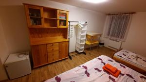 Llit o llits en una habitació de Podkroví v Jihočeském Statku