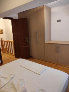 Fotografia z galérie ubytovania Astradeni luxury apartments Kratir v destinácii Páloi
