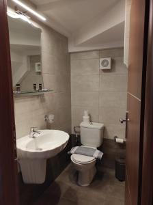 Koupelna v ubytování Astradeni luxury apartments Kratir