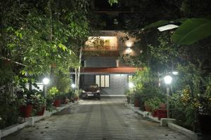Zahrada ubytování Anandam Stays - Premium 3BHK plush homestay, Vaikom near Kumarakom