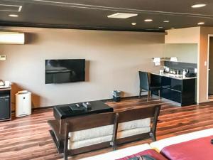 Kuchyň nebo kuchyňský kout v ubytování LiVEMAX RESORT Aki Miyahama Onsen