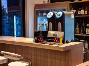 Lounge nebo bar v ubytování LiVEMAX RESORT Aki Miyahama Onsen