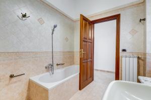 Bagno di Navona View