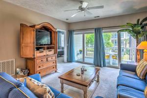 Gallery image of Sunny Coastal Condo about 1 Mi to N Myrtle Beach! in Myrtle Beach