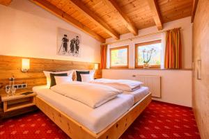 Cama o camas de una habitación en Aparthotel Weinklause Superior