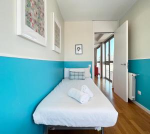 Posteľ alebo postele v izbe v ubytovaní Stay U-nique Apartments Degà Bahí