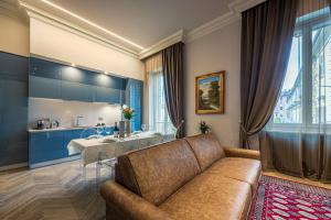 Galeriebild der Unterkunft Plaza View Luxury Apartment, Alba in Alba