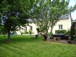 Zahrada ubytování Chambres d'hôtes Mauvierges