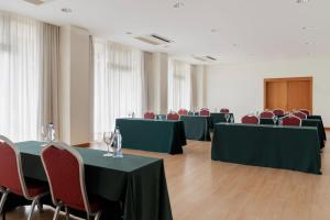 Бизнес-центр и/или конференц-зал в Sao Miguel Park Hotel +25 фотографий