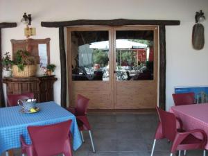 Gallery image of Agriturismo Rocce Bianche - Porticato in Arbus