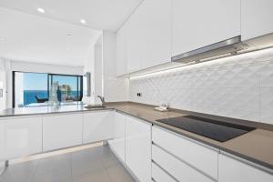 Zdjęcie z galerii obiektu Sunset Drive Resort Apartment 5-10 Poniente Beach w mieście Benidorm