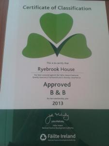 Certifikát, hodnocení, plakát nebo jiný dokument vystavený v ubytování Ryebrook House