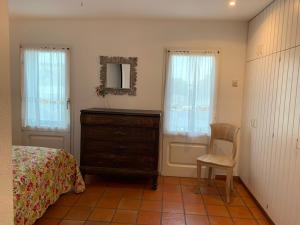A bed or beds in a room at Can Ramon casa con garaje