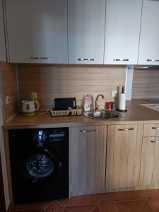 A kitchen or kitchenette at Sun Wave EXCLUSIVE