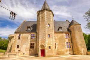 Gallery image of Château de Vieux Moulin in Vielmanay