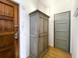 Vecchio Le Comte De Nice