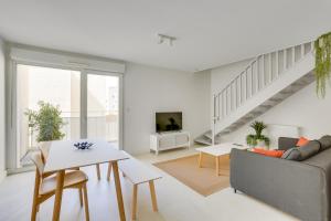 Zdjęcie z galerii obiektu "Le Massilia" Beau duplex avec balcon à Marseille w Marsylii