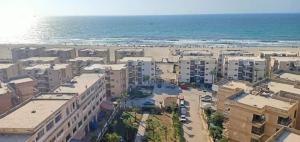 صورة لـ Free Wi-Fi شقة فندقية فى الاسكندرية New apartment sea view Alexandria في الإسكندرية