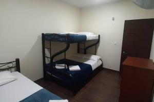 Postel nebo postele na pokoji v ubytování Finca de descanso SaraMari + 20 fotografií