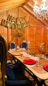 阿基塔尼亚Glamping Domos del Lago的相册照片