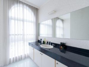Kuchyň nebo kuchyňský kout v ubytování Spa Resort LiVEMAX