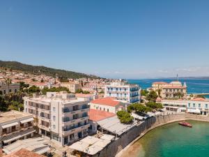 Foto dalla galleria di Hotel Roumani a Spetses