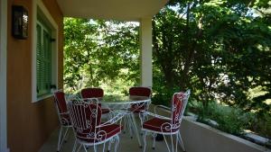 Vonkajšia záhrada v ubytovaní KAVET Palio Cottage