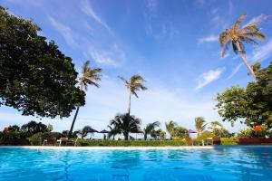 Bazén v ubytovaní PP Erawan Palms Resort alebo v jeho blízkosti