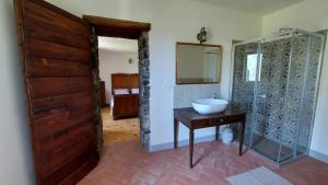 Koupelna v ubytování LA CA' DEI COMARI - Locanda da Tullio