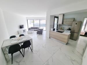 Gallery image of Shades Of Blue Apartment in Larnaca