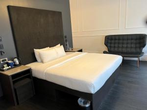 Cama o camas de una habitación en The Z Hotel Covent Garden