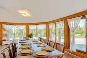 Hồ bơi trong/gần Casa din Deal