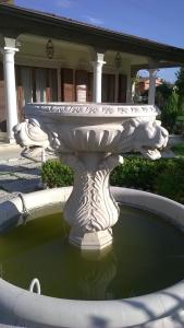 Fotografie z fotogalerie ubytování B&B Villa Adriano v destinaci Cavaion Veronese