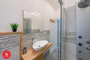 A bathroom at BUENA VIDA Még 5 kép