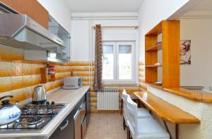 Küche/Küchenzeile in der Unterkunft Apartment Silvio 1779
