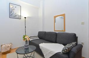 Ein Sitzbereich in der Unterkunft Apartment Silvio 1779