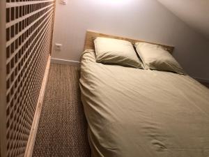 Postel nebo postele na pokoji v ubytování IBI ENJOY + 5 fotografií