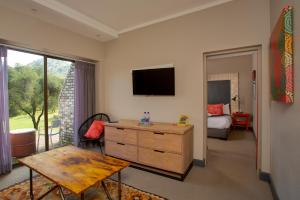 Gallery image of 26° South Bush Boho Hotel in Muldersdrift