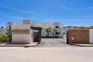 Kép Apartment in Elviria with sea view szállásáról Ojénben a galériában