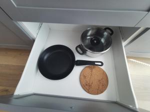 Kuchnia lub aneks kuchenny w obiekcie Chcę tu zostać Apartamenty Gdynia
