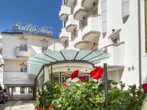 a view of the exterior of a hotel at Hotel Gallia Palace in Rimini